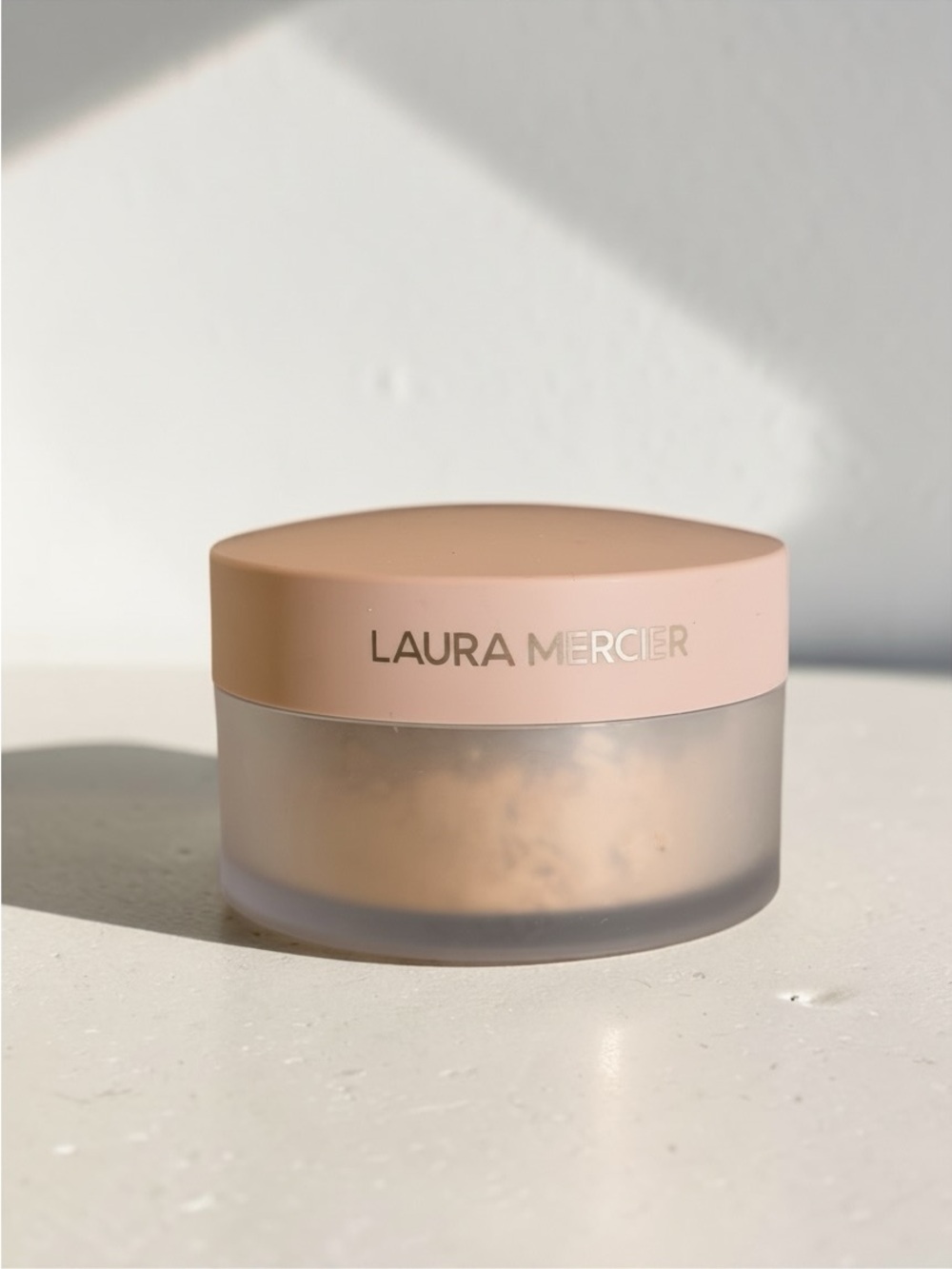 Laura Mercier Ultra Blur Translucent Loose Setting Powder - Translucent Honey